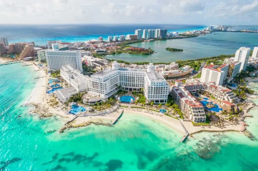 Cancun Hotel Zone With Kids
